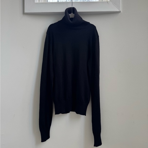 Dolce & Gabbana black turtleneck sweater cashmere silk blend. Women’s - Picture 1 of 1